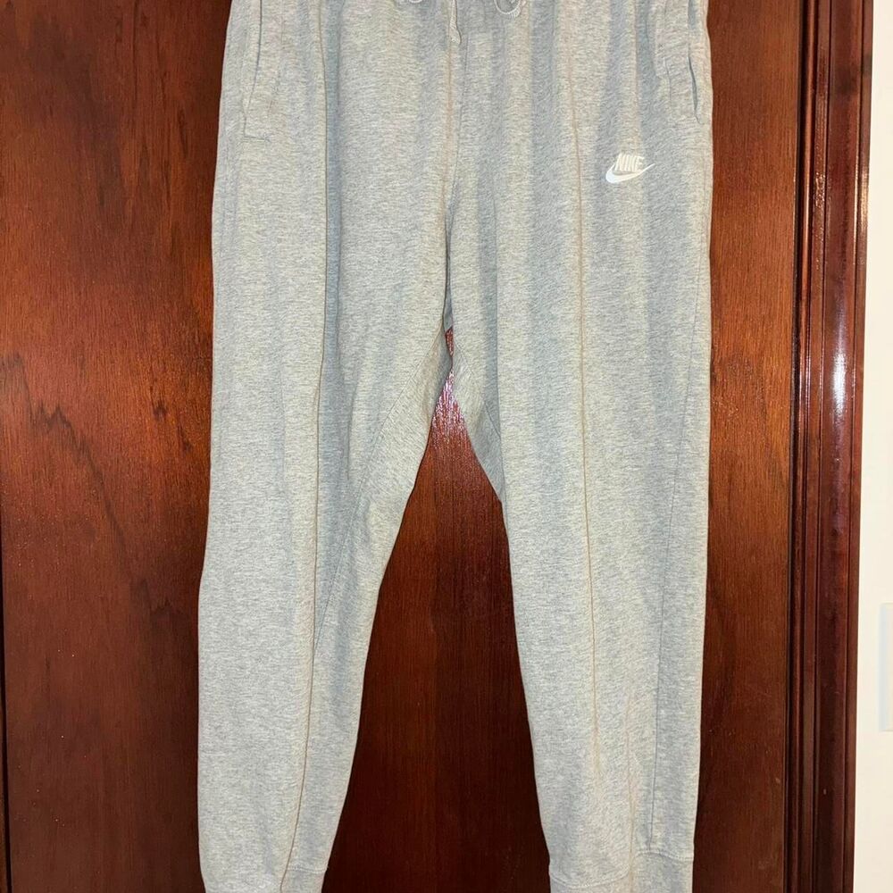 Nike Men's Gray Joggers